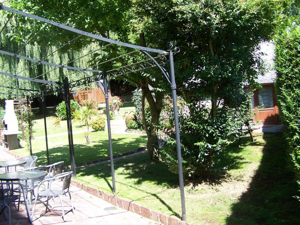Ker-Loen Bed & Breakfast Val-Couesnon Dış mekan fotoğraf